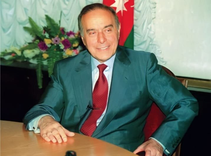 Heydər Əliyevin xalqımızın istiqlal mübarizəsi tarixində xidməti misilsi